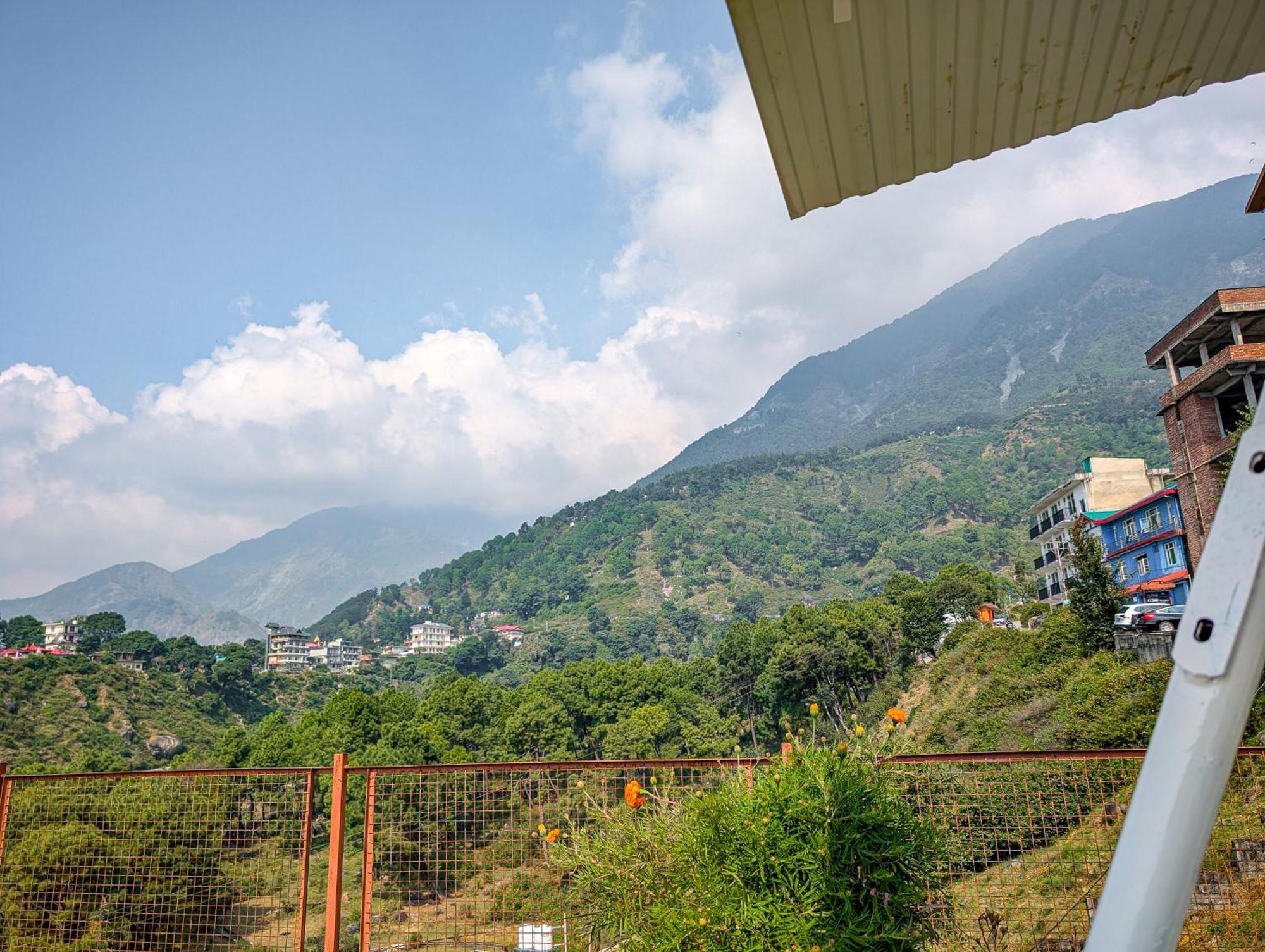 Hobo Hostel Dharamshala Ngoại thất bức ảnh