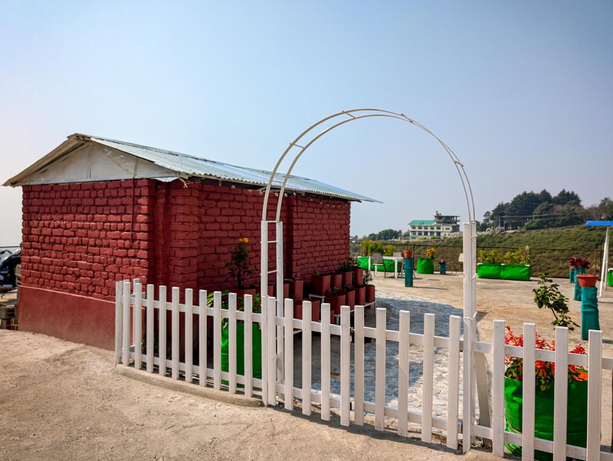 Hobo Hostel Dharamshala Ngoại thất bức ảnh