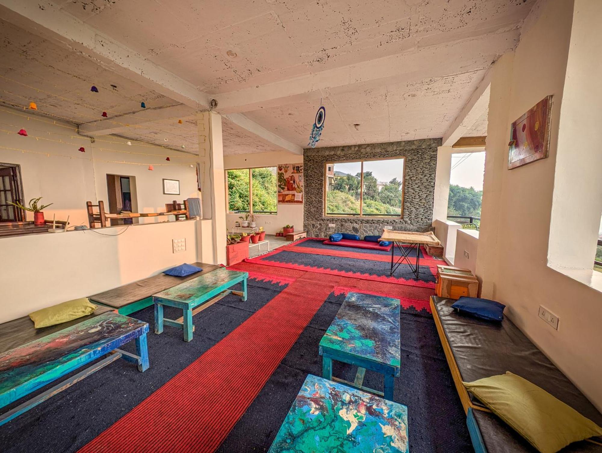 Hobo Hostel Dharamshala Ngoại thất bức ảnh